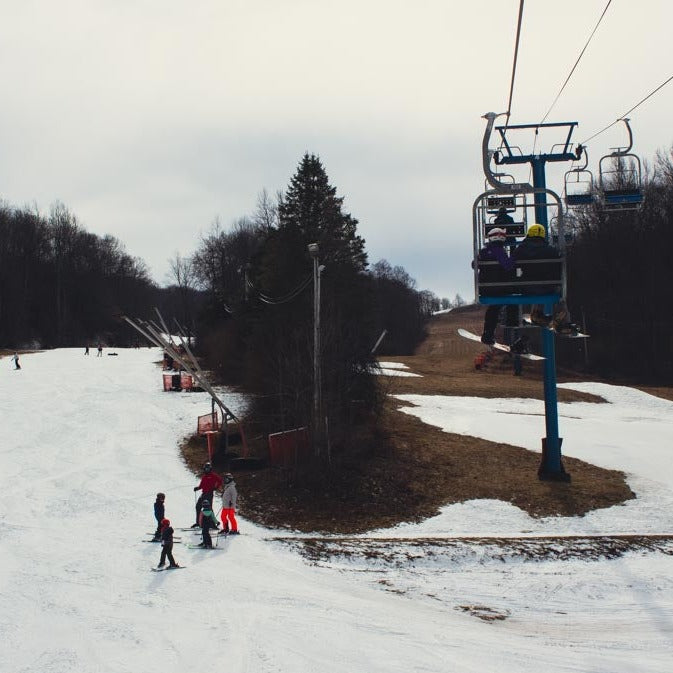 Shuttle Van to Shawnee for Snowboarding & Skiing