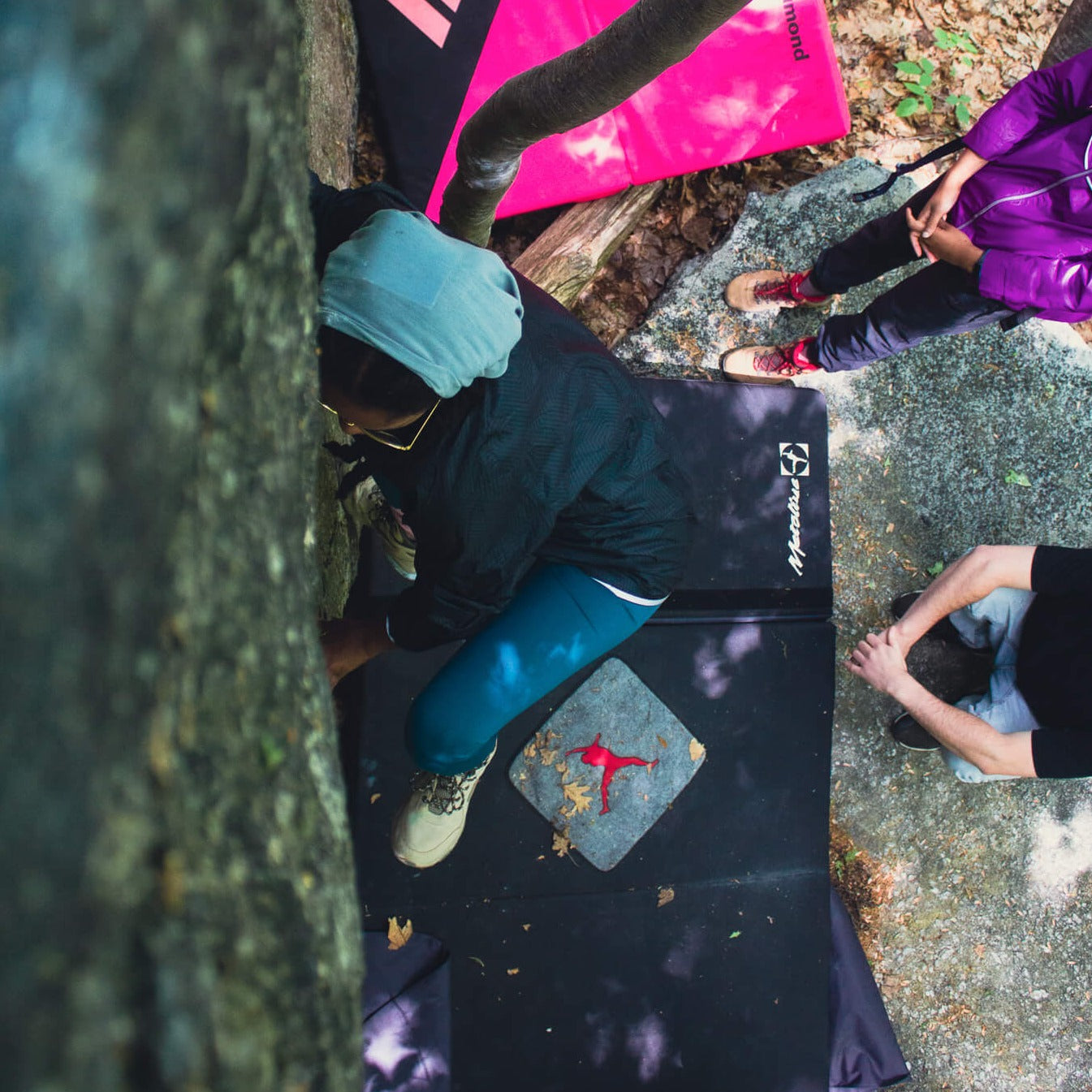 Hike & Climb, Easy Hike & Bouldering Intro