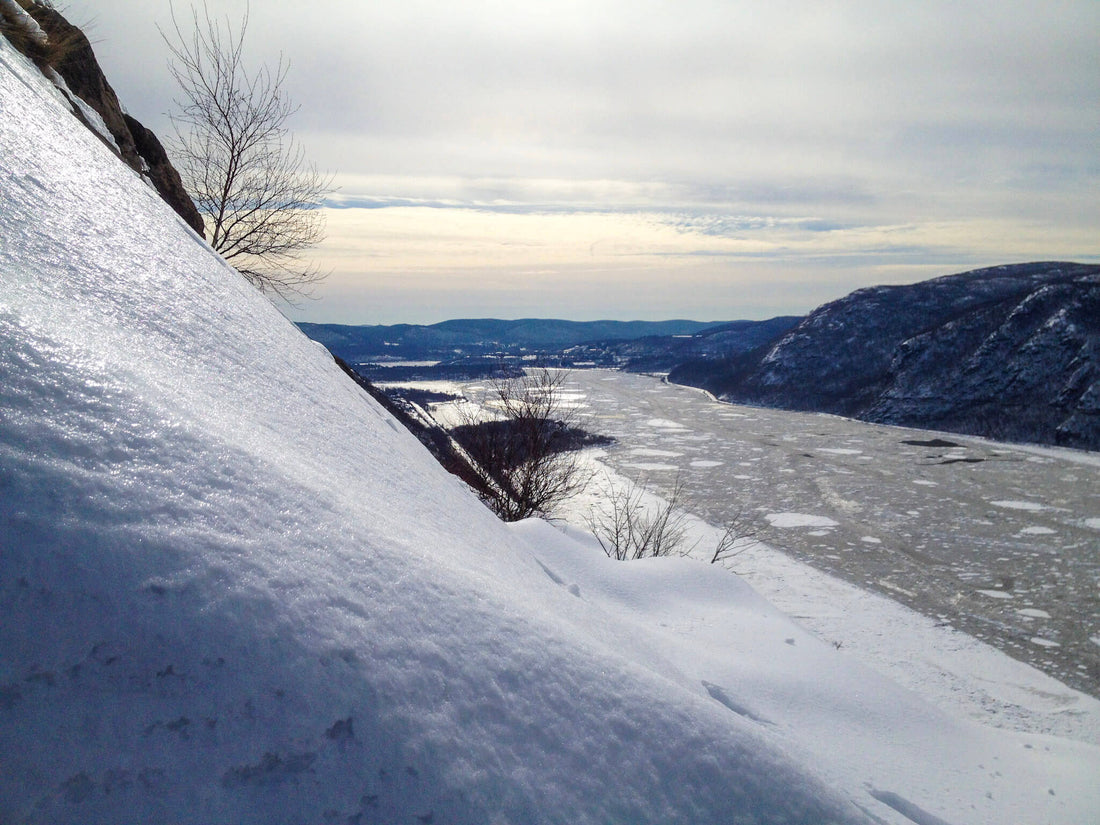 Scouting Winter Hike at Breakneck Ridge